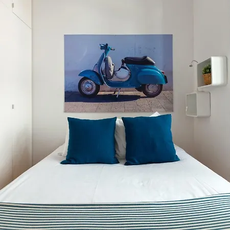 Sunny And Spacious With A River View Lisbon